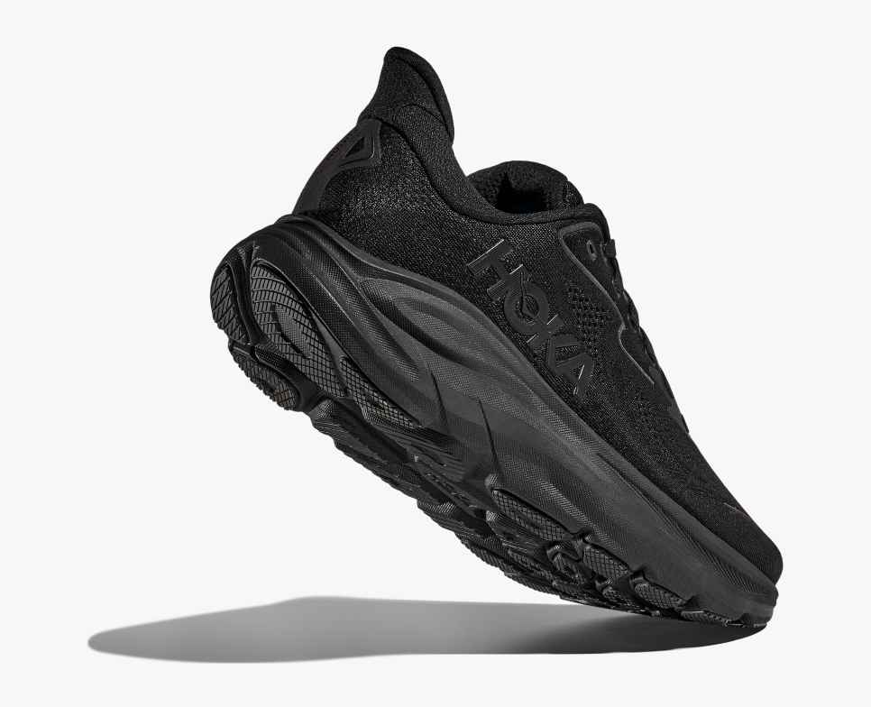 Hoka Clifton 10 black/black