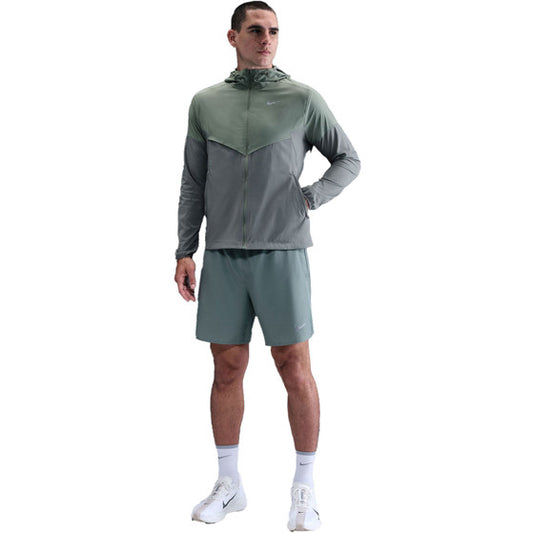 Nike Impossibly Lightweight Windrunner Jacket clay green/smoke grey