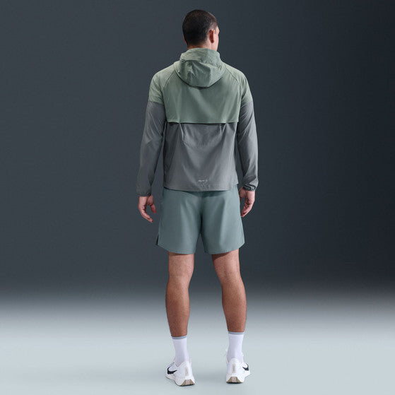 Nike Impossibly Lightweight Windrunner Jacket clay green/smoke grey
