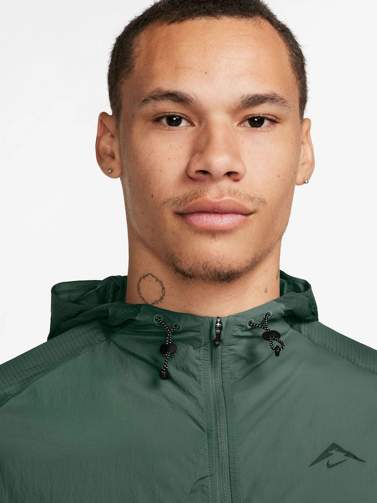 Nike Trail Aireez Running Jacket Fir Green