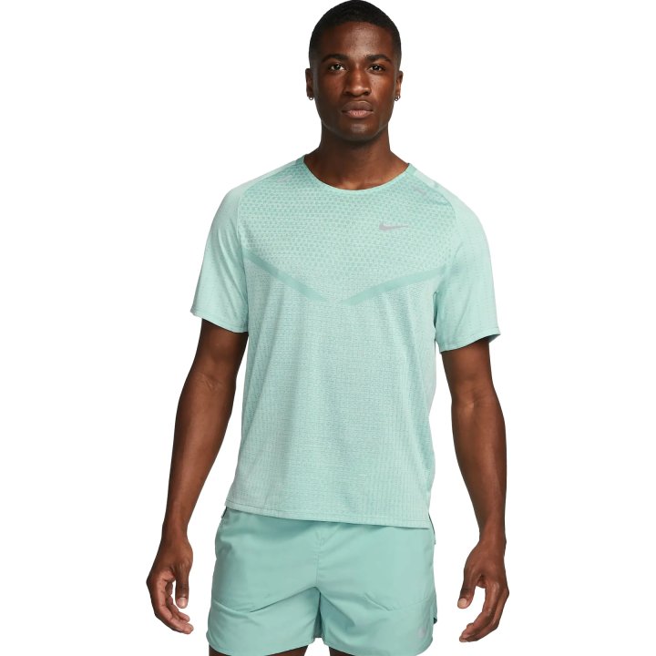 Nike Dri-FIT Advanced Techknit Ultra Short Sleeve Tee Saige