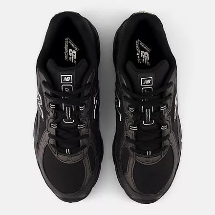 New Balance 740 Black/Silver